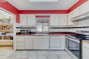 6811 SW 170th Ave, Beaverton, OR 97007 - Photo 12