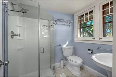 8409 SW Capitol Hwy, Portland, OR 97219 - Photo 24