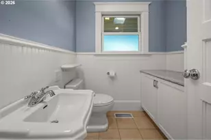 8409 SW Capitol Hwy, Portland, OR 97219 - Photo 14