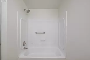 2110 NE Willamette Ave, Albany, OR 97321 - Photo 26