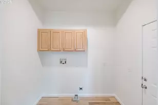 2110 NE Willamette Ave, Albany, OR 97321 - Photo 18