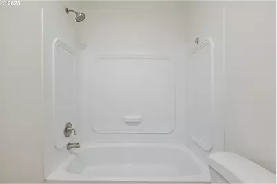 2110 NE Willamette Ave, Albany, OR 97321 - Photo 36