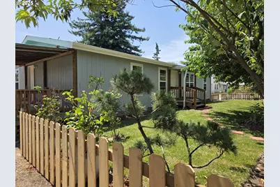 2110 NE Willamette Ave, Albany, OR 97321 - Photo 1