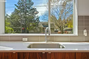 6342 NE 33rd Ave, Portland, OR 97211 - Photo 8