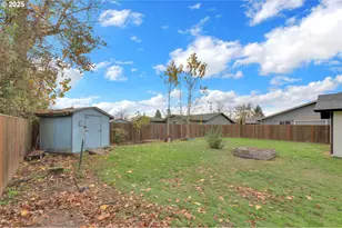 645 Riley Way, Harrisburg, OR 97446 - Photo 32