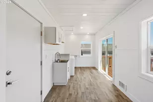 834 S 11th St, Coos Bay, OR 97420 - Photo 38