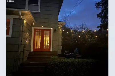 5742 N Commercial Ave, Portland, OR 97217 - Photo 46