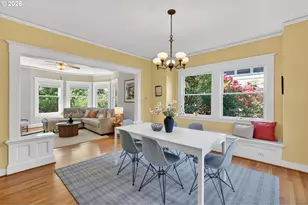5742 N Commercial Ave, Portland, OR 97217 - Photo 16