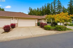 383 NE Fircrest Pl, McMinnville, OR 97128 - Photo 2