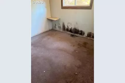 413 NE Johnson St, Myrtle Creek, OR 97457 - Photo 8