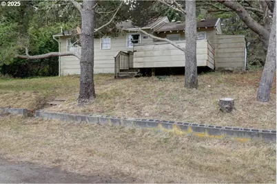 13907 N St, Long Beach, WA 98631 - Photo 4