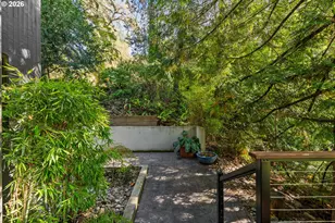 4915 SW Barnes Rd, Portland, OR 97221 - Photo 34