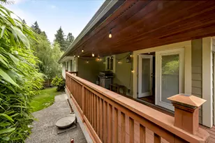 1370 SE Eastwood Ct, Milwaukie, OR 97267 - Photo 38