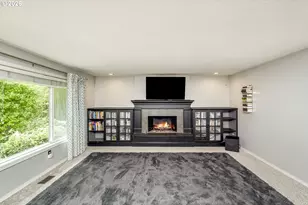 1370 SE Eastwood Ct, Milwaukie, OR 97267 - Photo 8