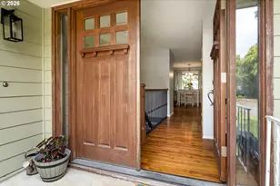 1370 SE Eastwood Ct, Milwaukie, OR 97267 - Photo 4