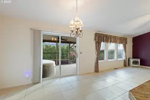 300 Ridgeway St, Sutherlin, OR 97479 - Photo 12