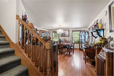 42092 Holden Creek Ln, Springfield, OR 97478 - Photo 12