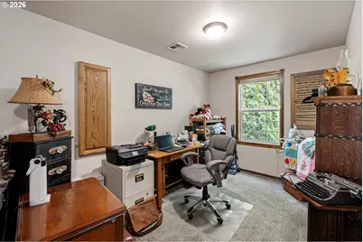 42092 Holden Creek Ln, Springfield, OR 97478 - Photo 20