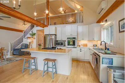 1922 Duncan Creek Rd, Stevenson, WA 98648 - Photo 8