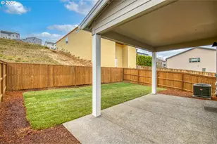 12125 SW Turnagain Dr, Tigard, OR 97224 - Photo 32