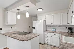 9160 SW Wilshire St, Portland, OR 97225 - Photo 18