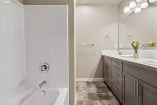 2433 NW Hazelwood Ave, Redmond, OR 97756 - Photo 30