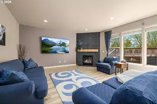 2007 SW 194th Pl, Beaverton, OR 97003 - Photo 18