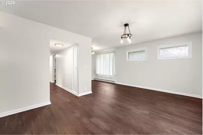 807 N 8th Ave, Kelso, WA 98626 - Photo 6