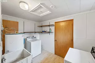 92688 Libby Ln, Coos Bay, OR 97420 - Photo 16