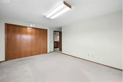 15609 NE Summerplace Dr, Portland, OR 97230 - Photo 18