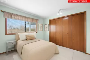 15609 NE Summerplace Dr, Portland, OR 97230 - Photo 20