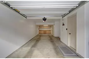 10521 NE Cedar Falls Loop, Hillsboro, OR 97006 - Photo 32