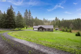 981 Schaffran Rd, Castle Rock, WA 98611 - Photo 2