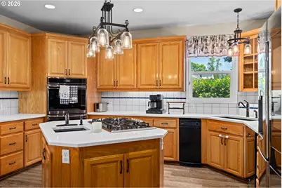 11411 NW Brooks Rd, Portland, OR 97231 - Photo 14