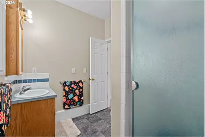 11411 NW Brooks Rd, Portland, OR 97231 - Photo 34