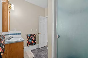 11411 NW Brooks Rd, Portland, OR 97231 - Photo 34