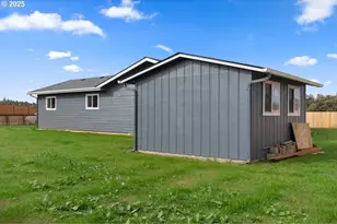 87831 Astor Ln, Bandon, OR 97411 - Photo 38