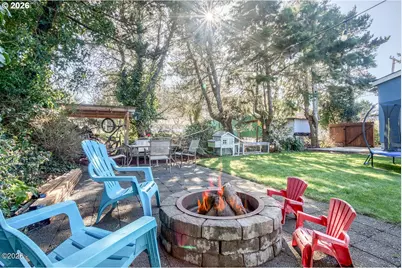 6824 SW Galley Ave, Lincoln City, OR 97367 - Photo 4