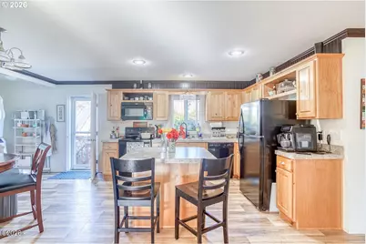 6824 SW Galley Ave, Lincoln City, OR 97367 - Photo 10