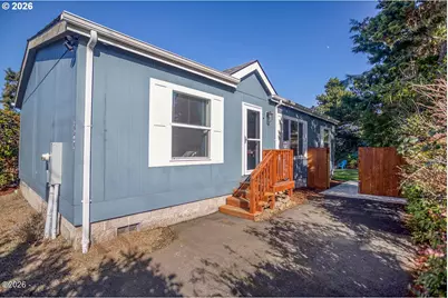 6824 SW Galley Ave, Lincoln City, OR 97367 - Photo 28
