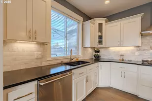 15906 NE 22nd Ave, Ridgefield, WA 98642 - Photo 12