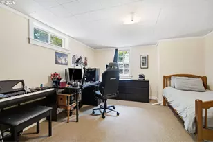 4920 SW 31st Dr, Portland, OR 97239 - Photo 12