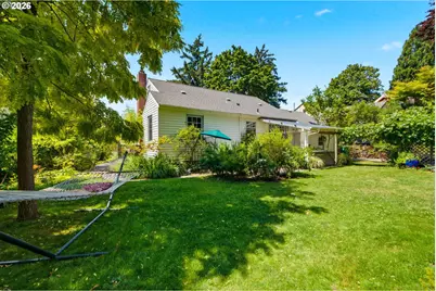 4920 SW 31st Dr, Portland, OR 97239 - Photo 26
