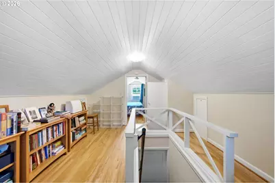 4920 SW 31st Dr, Portland, OR 97239 - Photo 20