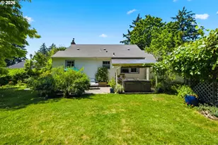4920 SW 31st Dr, Portland, OR 97239 - Photo 24