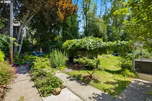 4920 SW 31st Dr, Portland, OR 97239 - Photo 34
