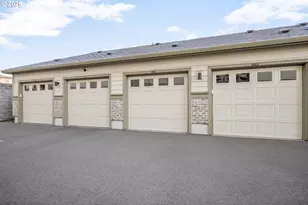 11715 SW Valencia Ln, Wilsonville, OR 97070 - Photo 22