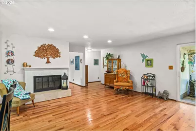 114 Hayden Bridge Way, Springfield, OR 97477 - Photo 10