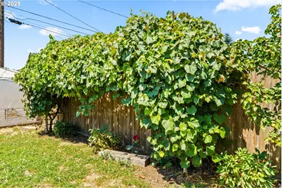 114 Hayden Bridge Way, Springfield, OR 97477 - Photo 34