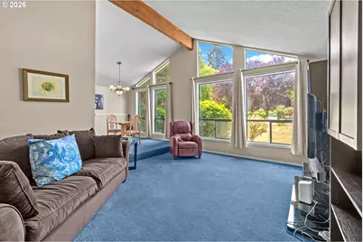 21886 SW Martinazzi Ave, Tualatin, OR 97062 - Photo 4